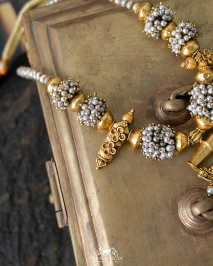 Mouktika Necklace