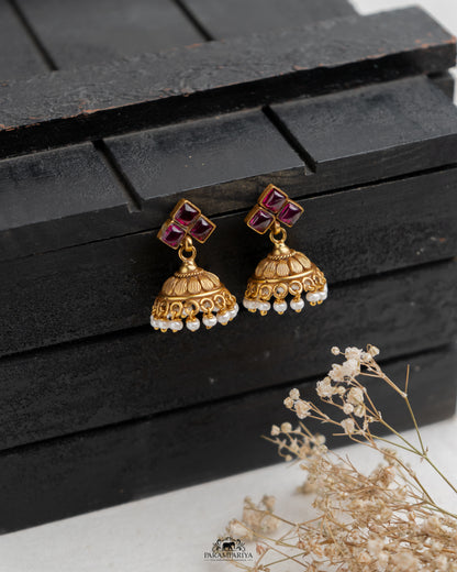 Gaja Necklace Set