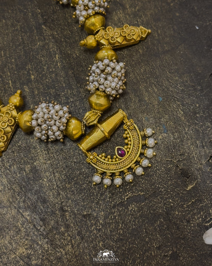Mouktika Necklace