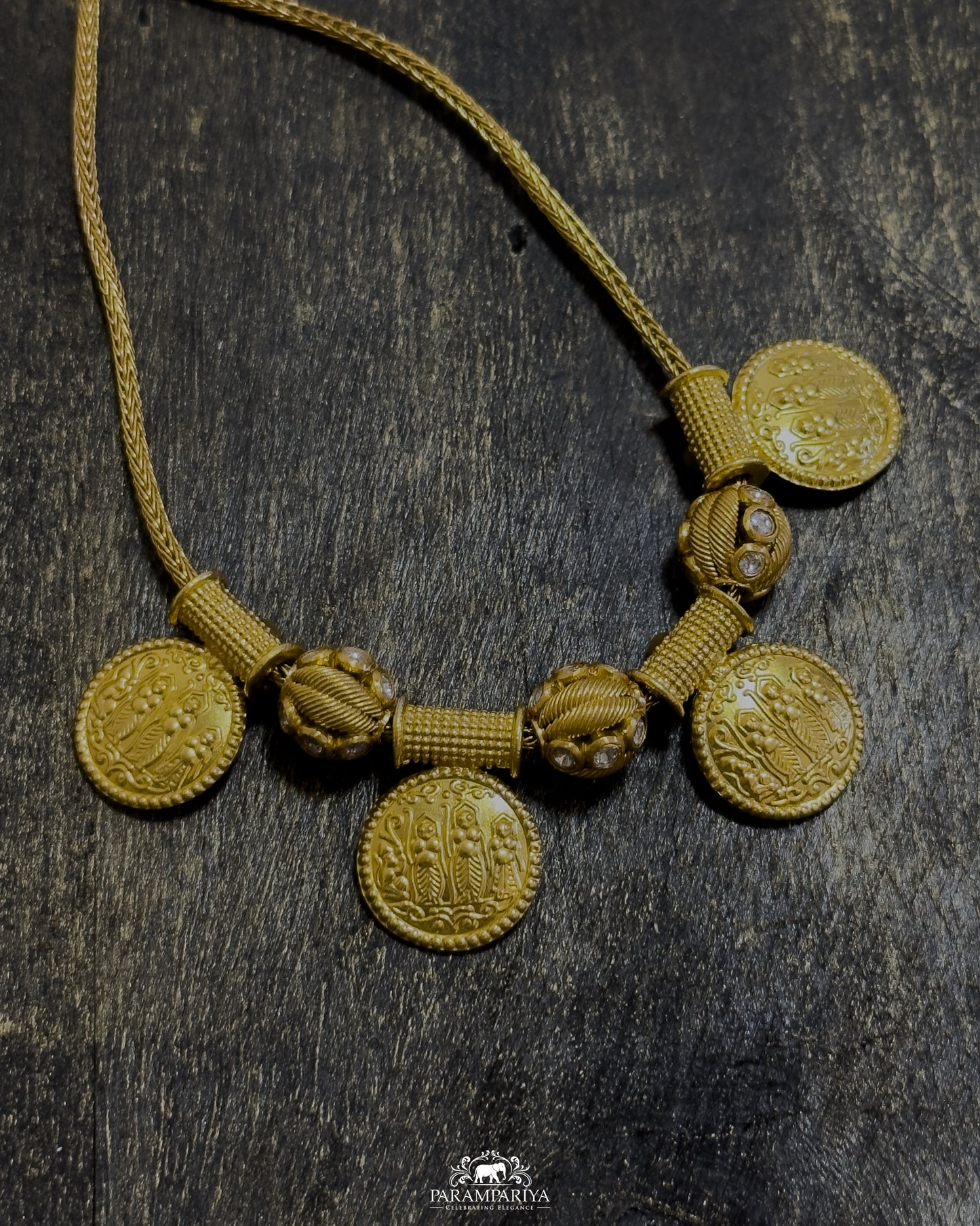 Thirumagalvalli Necklace (Reversible)