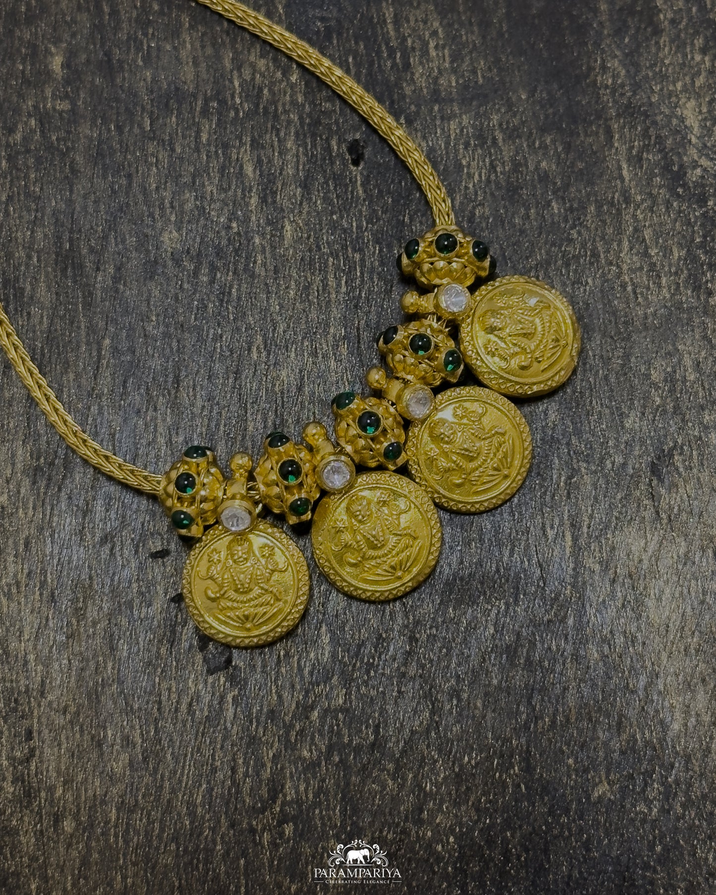 Shanmukhavalli Necklace (Reversible)