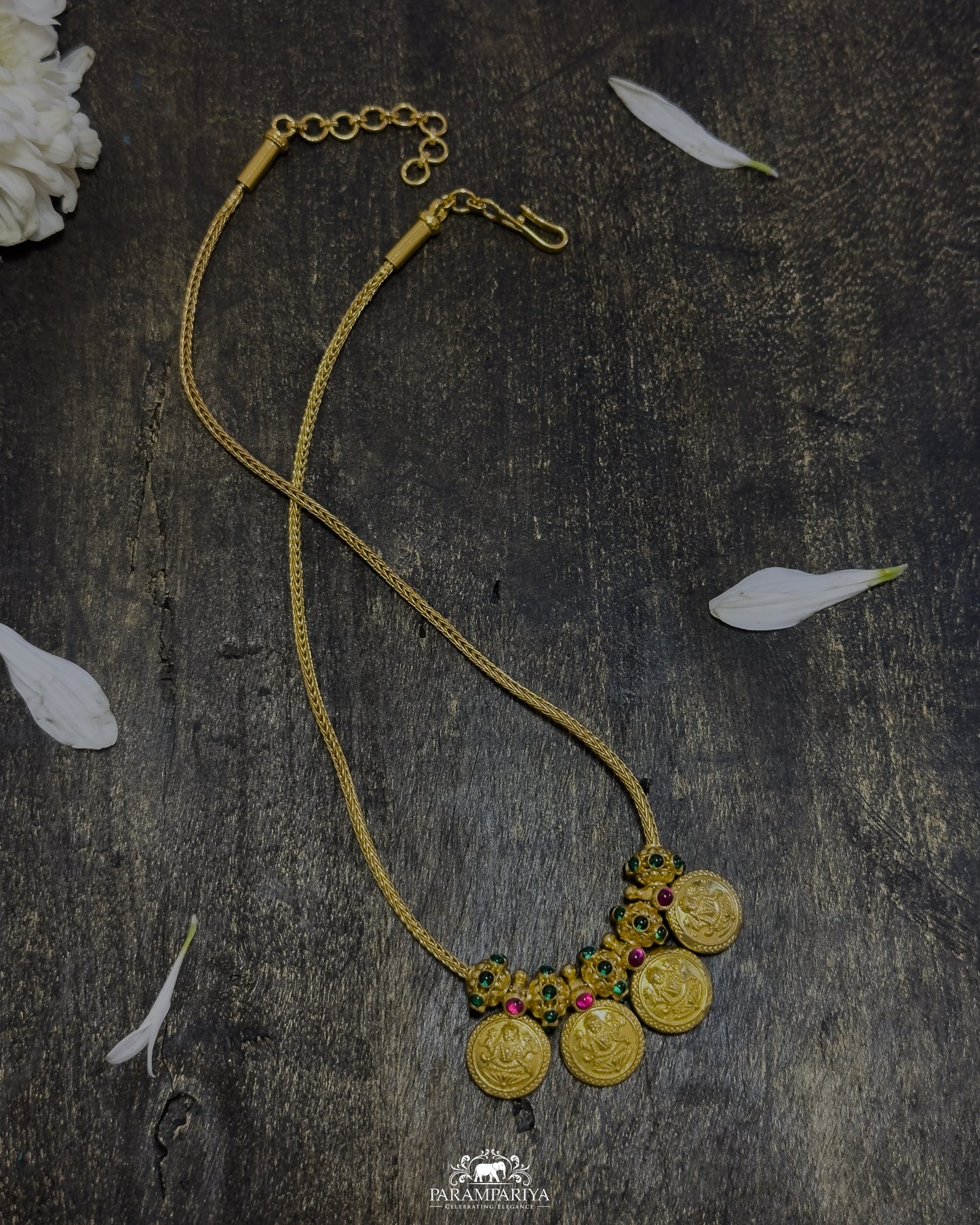 Shanmukhavalli Necklace (Reversible)