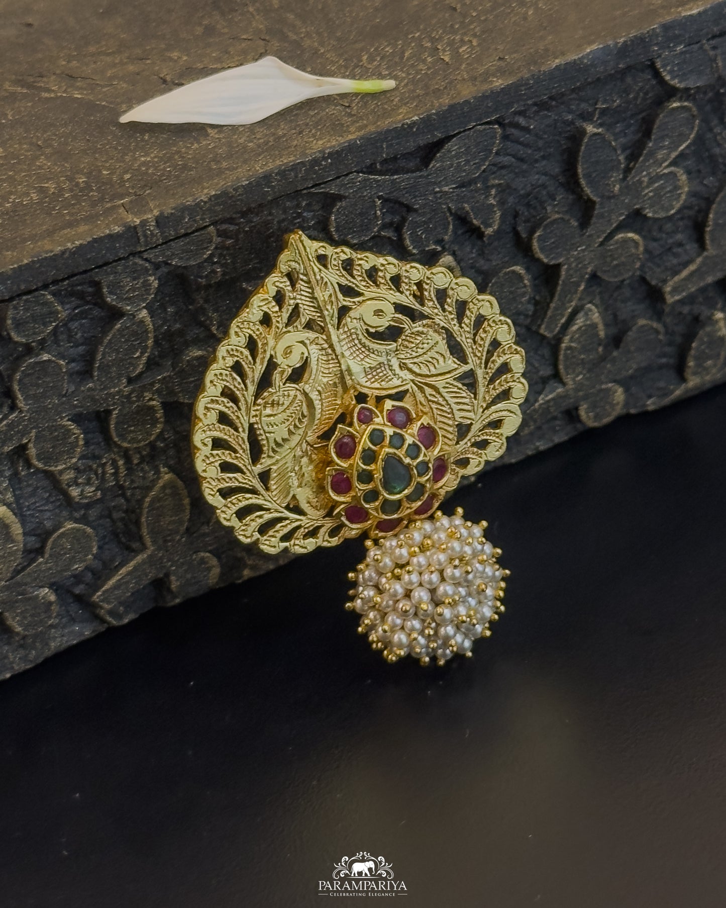 Yara Pendant