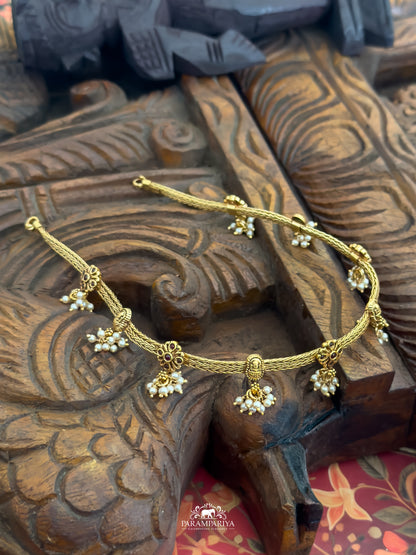 Muthalagi Necklace