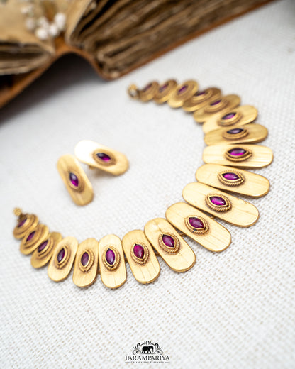 Divyam Necklace Set