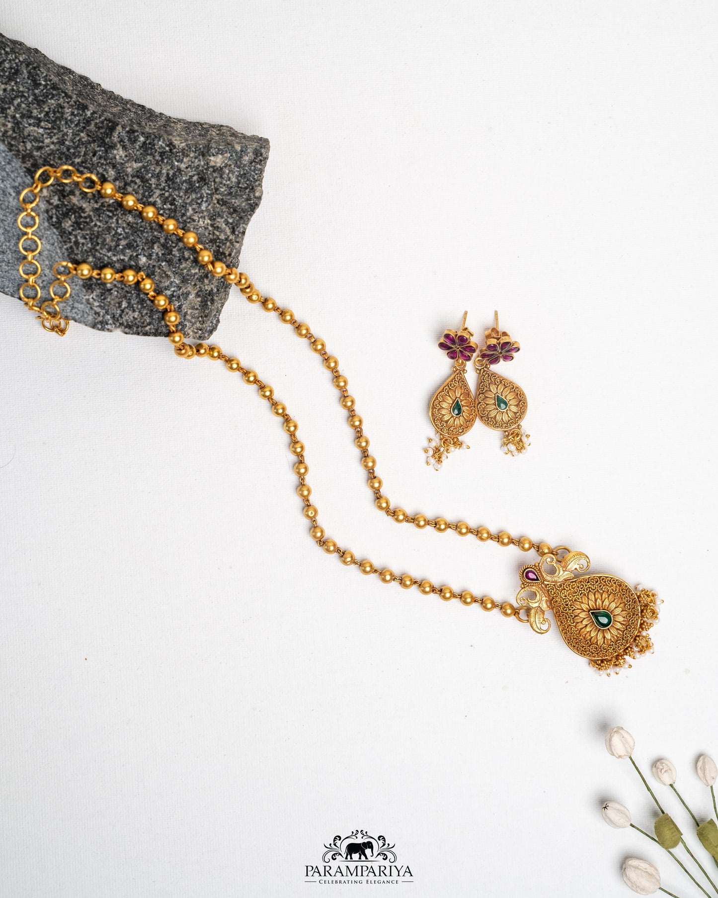Varnika Necklace Set