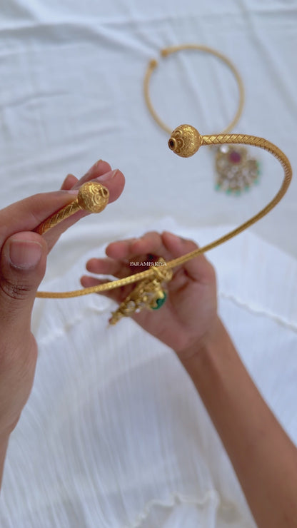 Vana Necklace