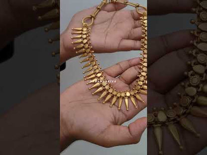 Unnathi Necklace