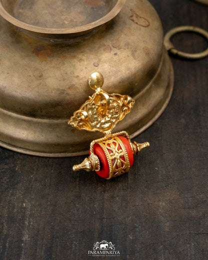 Magizhini Pendant