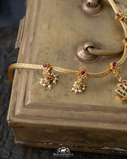 Achyuta Necklace