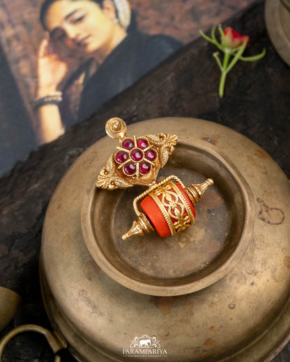Magizhini Pendant