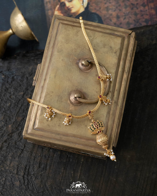 Achyuta Necklace