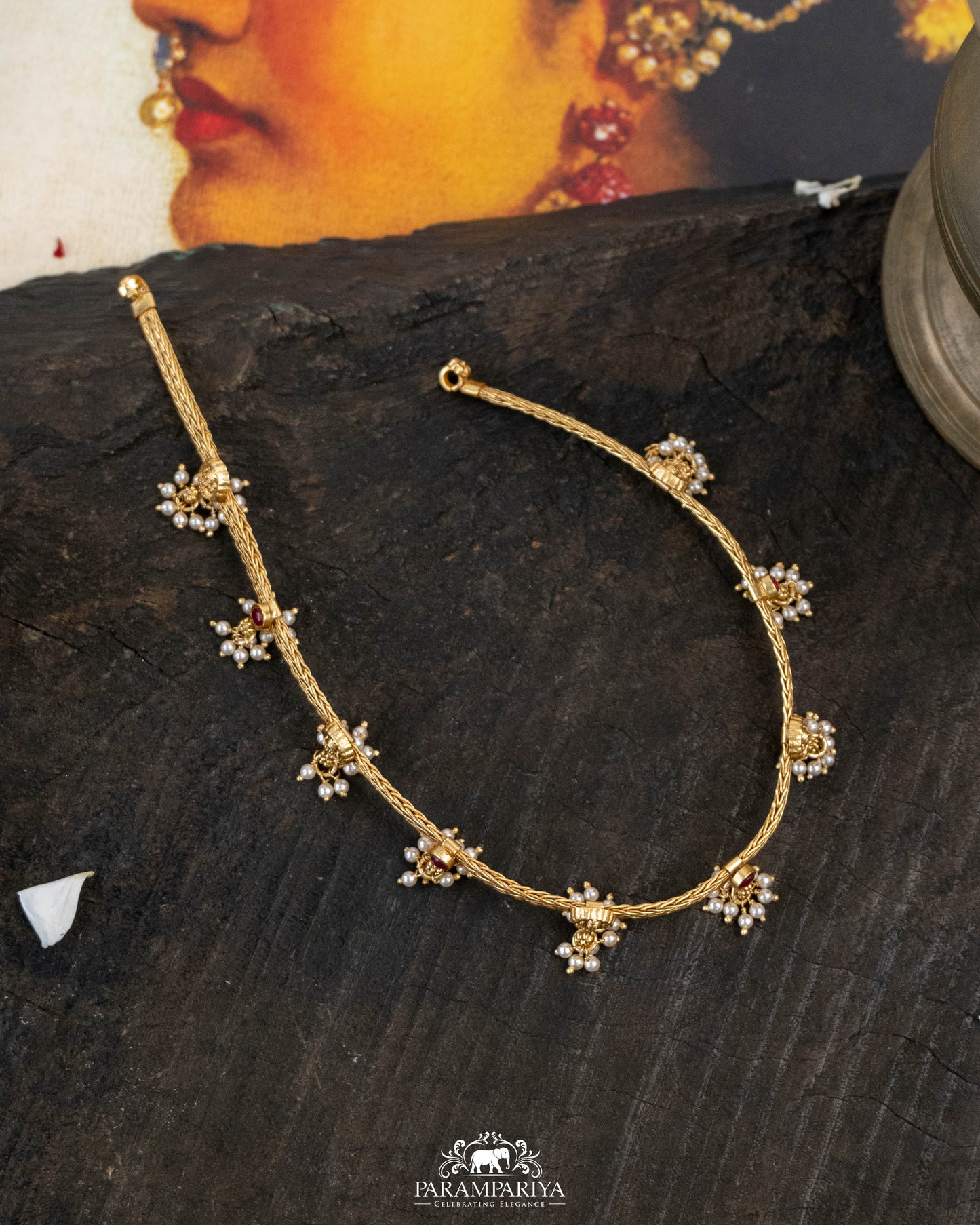 Mozhiyazhagi Necklace