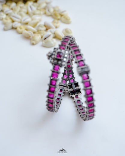 Janu Silver Bangles